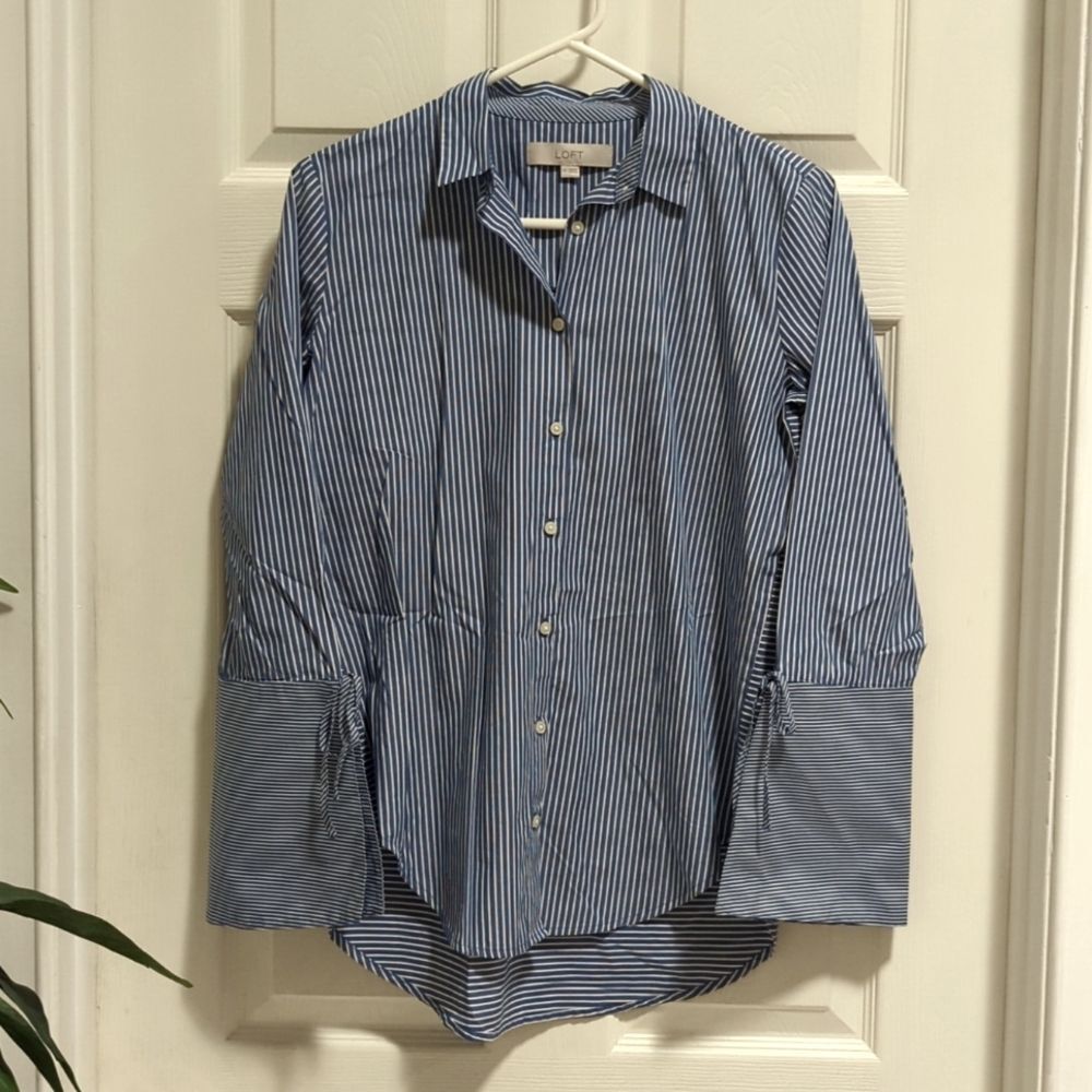 Loft Women's Striped Long Sleeve Button Down Dress Shirt French Cuff Size XS